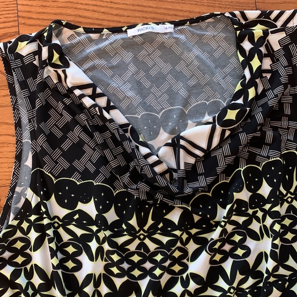 Ricki’s XL sleeveless tunic/dress - Picture 3 of 8